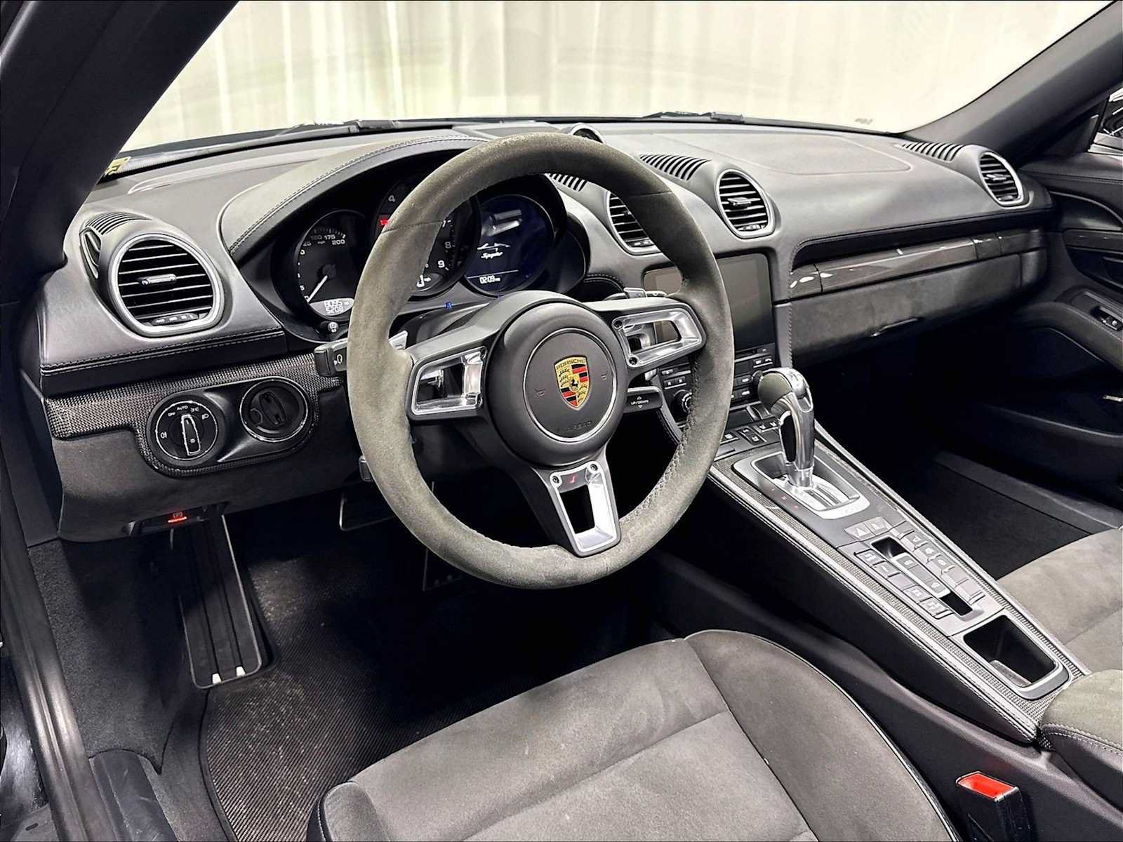 Used 2022 Porsche 718 Boxster Spyder RWD image 7