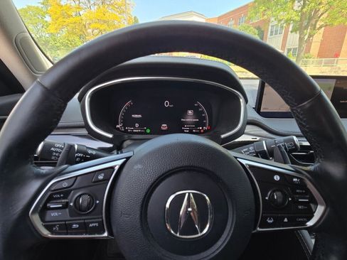 Used 2023 Acura MDX SH-AWD w/ Advance Package image 39