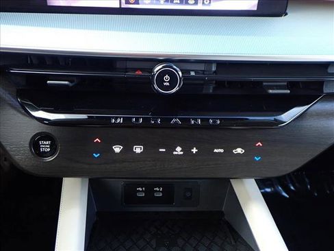 Used 2025 Nissan Murano Platinum w/ Cargo Package image 23