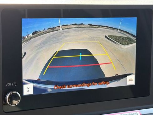 Used 2024 Toyota Tacoma TRD Off-Road image 25