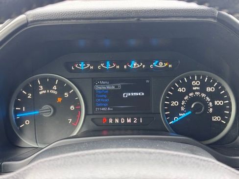 Used 2015 Ford F150 XLT w/ Equipment Group 302A Luxury image 12