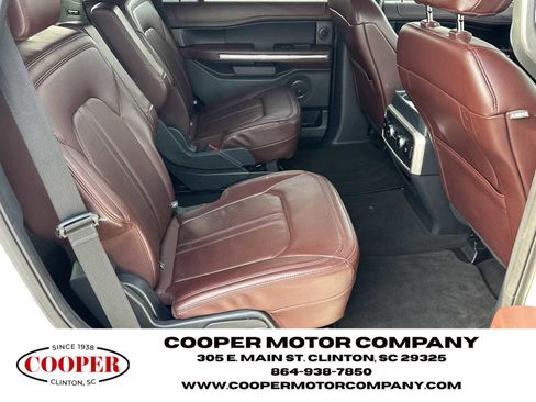 Used 2024 Ford Expedition Limited image 15