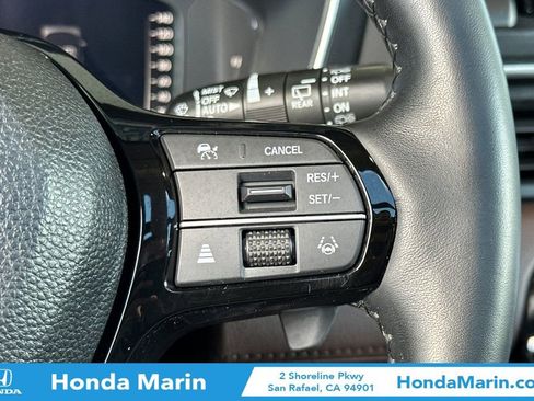 Certified 2024 Honda Pilot Elite image 33