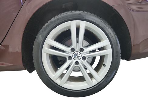 Used 2014 Volkswagen Passat TDI SE FWD image 34