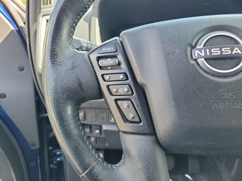 Used 2022 Nissan Frontier SV AWD/4WD image 20
