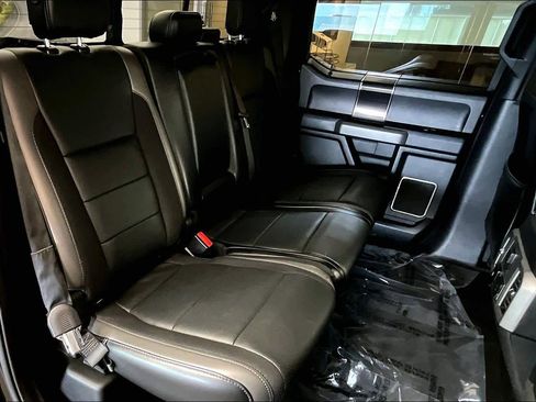 Used 2019 Ford F150 Raptor w/ Equipment Group 802A Luxury image 38