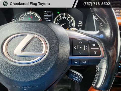 Used 2018 Lexus LX 570 4WD w/ Luxury Package image 28