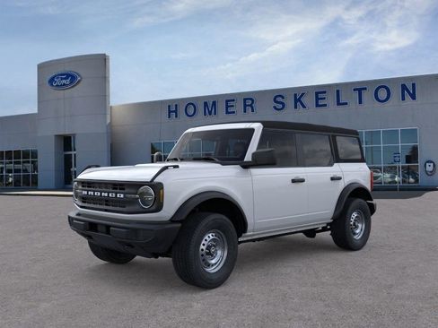 New 2025 Ford Bronco 4-Door image 1