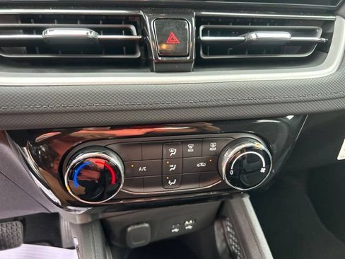 New 2026 Chevrolet TrailBlazer LT w/ Midnight Edition FWD image 23