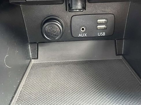 Used 2016 Subaru Legacy 3.6R Limited image 24