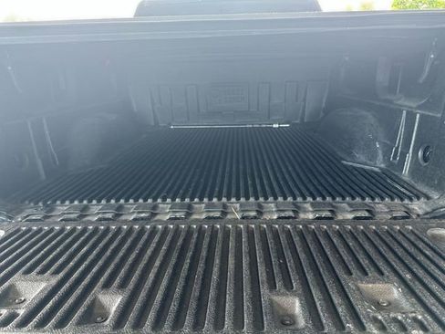 Used 2015 Chevrolet Silverado 1500 LT RWD image 23