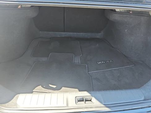 Used 2025 Nissan Sentra S FWD image 9
