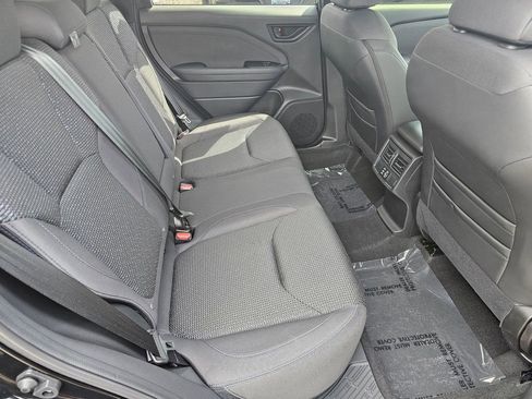 Used 2025 Subaru Forester Premium AWD/4WD image 13