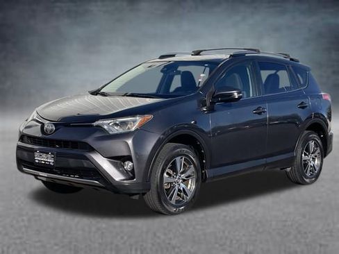 Used 2017 Toyota RAV4 XLE image 21