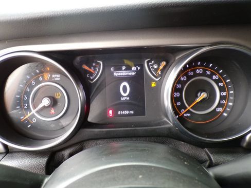 Used 2020 Jeep Gladiator Sport AWD/4WD image 22