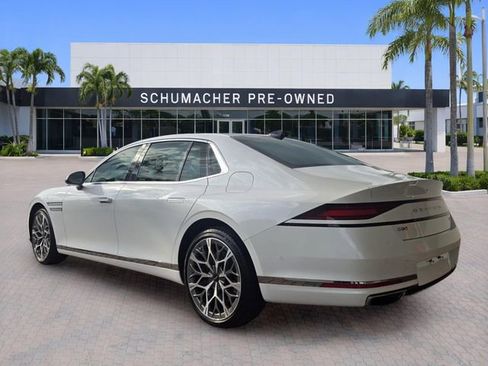 Used 2024 Genesis G90 3.5T AWD/4WD image 5