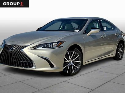 New 2025 Lexus ES 350 w/ Premium Package