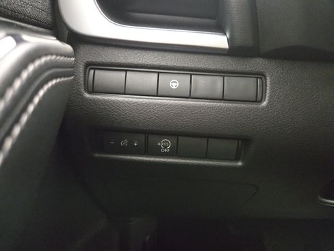Used 2023 Nissan Rogue SV FWD image 27