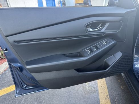 Used 2023 Honda Accord EX image 8