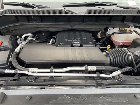 Used 2024 Chevrolet Silverado 1500 LT image 24