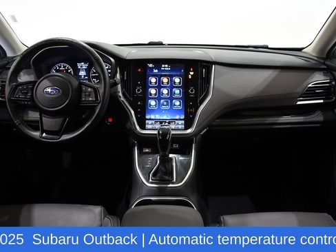 Used 2025 Subaru Outback Onyx Edition AWD/4WD image 8