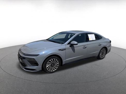 Used 2025 Hyundai Sonata SEL FWD image 10