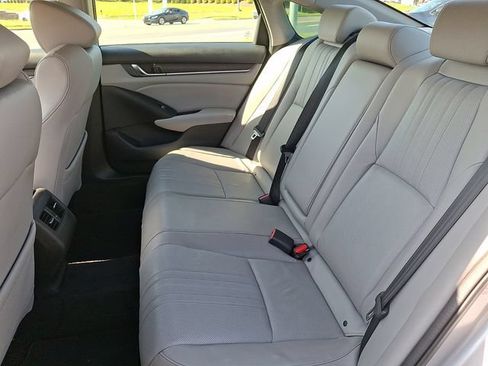 Used 2018 Honda Accord EX-L image 8