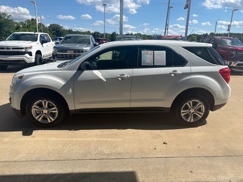 Used 2012 Chevrolet Equinox LS FWD image 3