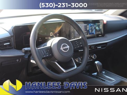 New 2026 Nissan Kicks S image 11