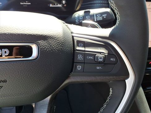 New 2026 Jeep Grand Cherokee Limited AWD/4WD image 26