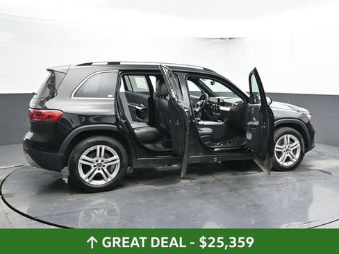 Used 2023 Mercedes-Benz GLB 250 4MATIC image 55