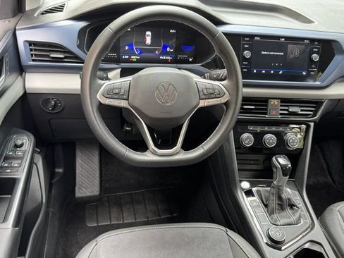 Used 2023 Volkswagen Taos SE AWD/4WD image 24