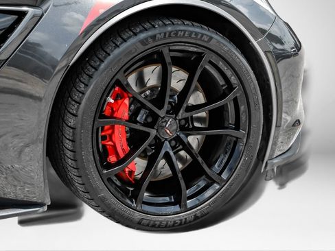 Used 2017 Chevrolet Corvette Grand Sport RWD image 37