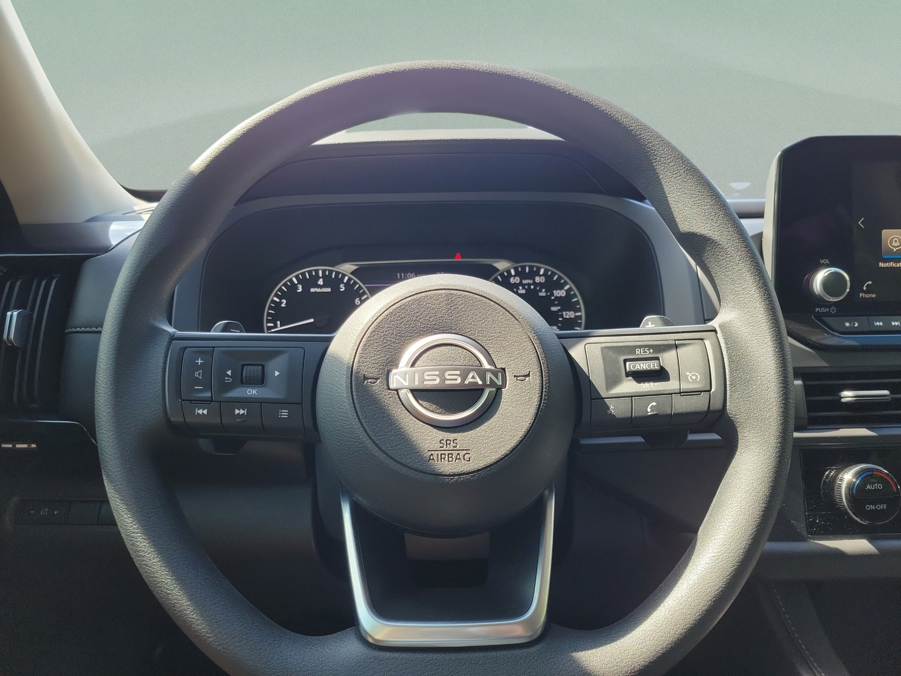Certified 2025 Nissan Pathfinder S FWD image 17