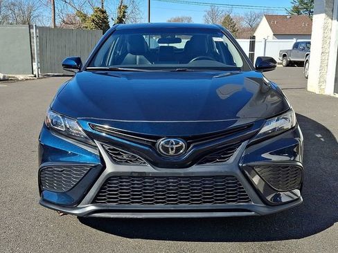Certified 2021 Toyota Camry SE image 2