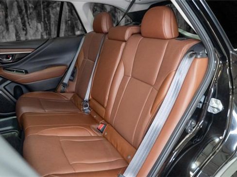 Used 2022 Subaru Outback Touring XT w/ Popular Package #2 image 12