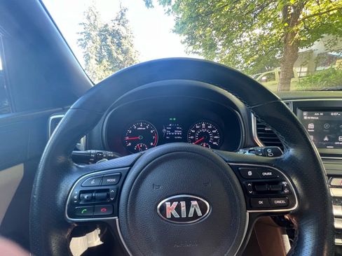 Used 2019 Kia Sportage EX w/ EX Sport Appearance Package FWD image 18