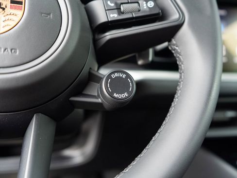 New 2026 Porsche Cayenne AWD/4WD image 22