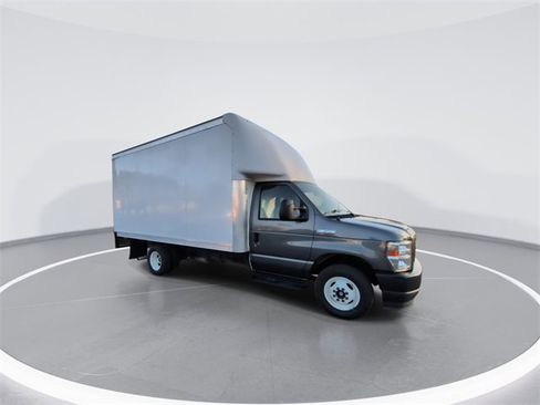 Used 2023 Ford E-350 and Econoline 350 Super Duty w/ Driver's Safety Package image 2