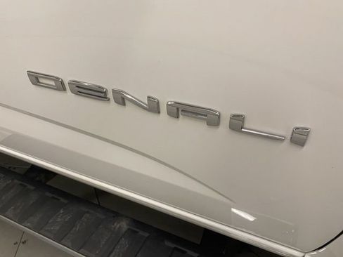 Used 2022 GMC Canyon Denali AWD/4WD image 36