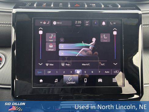 Used 2025 Jeep Grand Cherokee Altitude image 14