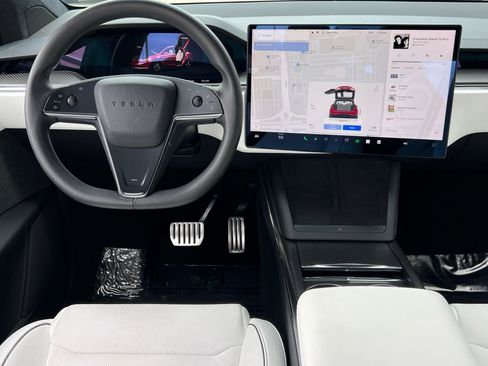 Used 2023 Tesla Model X Plaid AWD/4WD image 24