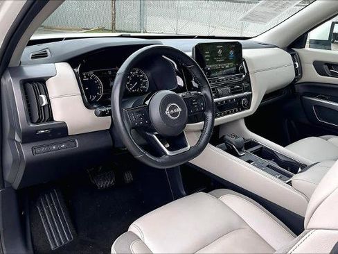 Certified 2023 Nissan Pathfinder SL w/ Cargo Package image 16