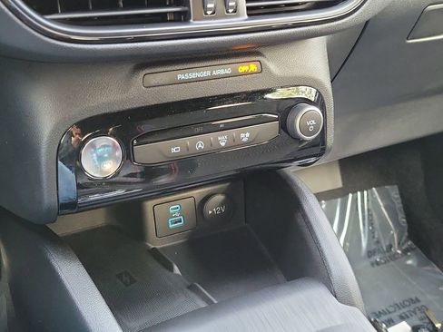 Certified 2023 Ford Escape ST-Line Select w/ Tech Pack #2 AWD/4WD image 27