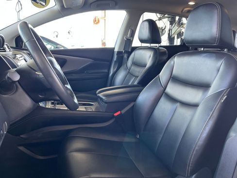Used 2023 Nissan Murano SV image 27