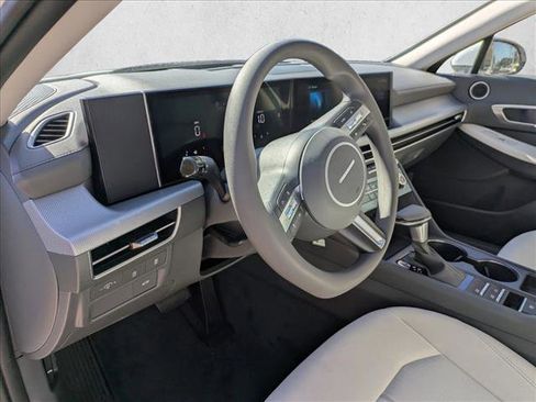 New 2026 Hyundai Sonata SE image 3