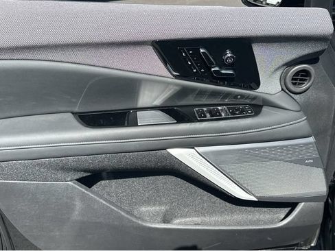 New 2026 Cadillac Optiq Sport 2 w/ LPO, Floor Liner Package AWD/4WD image 6