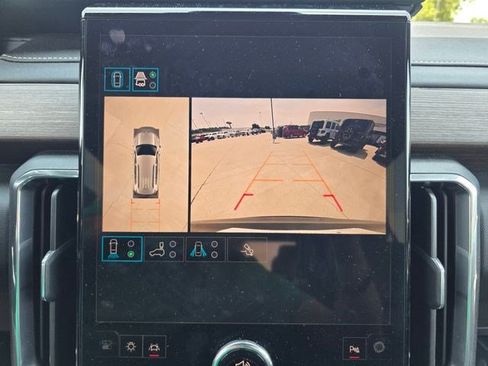 Used 2024 GMC Acadia Denali AWD/4WD image 38