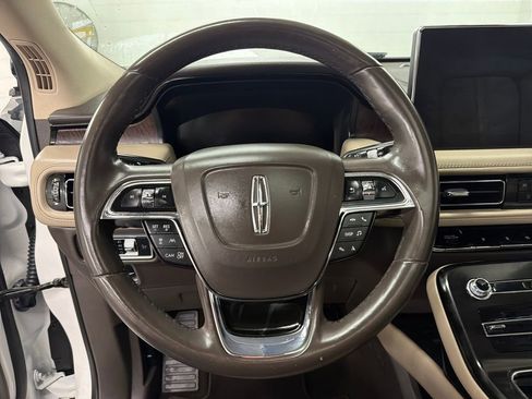 Used 2022 Lincoln Nautilus Reserve w/ Equipment Group 201A image 19