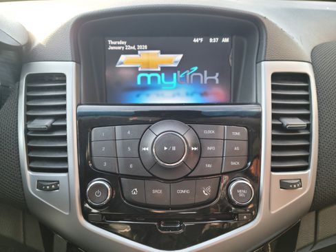 Used 2013 Chevrolet Cruze LT w/ RS Package image 12